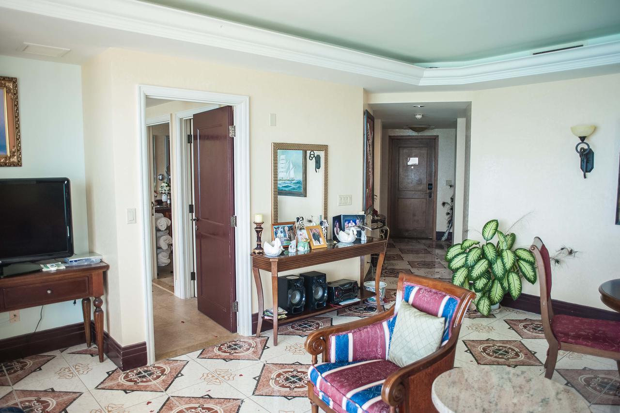 Palmyra Luxury Beach Condos Teluk Montego Bagian luar foto