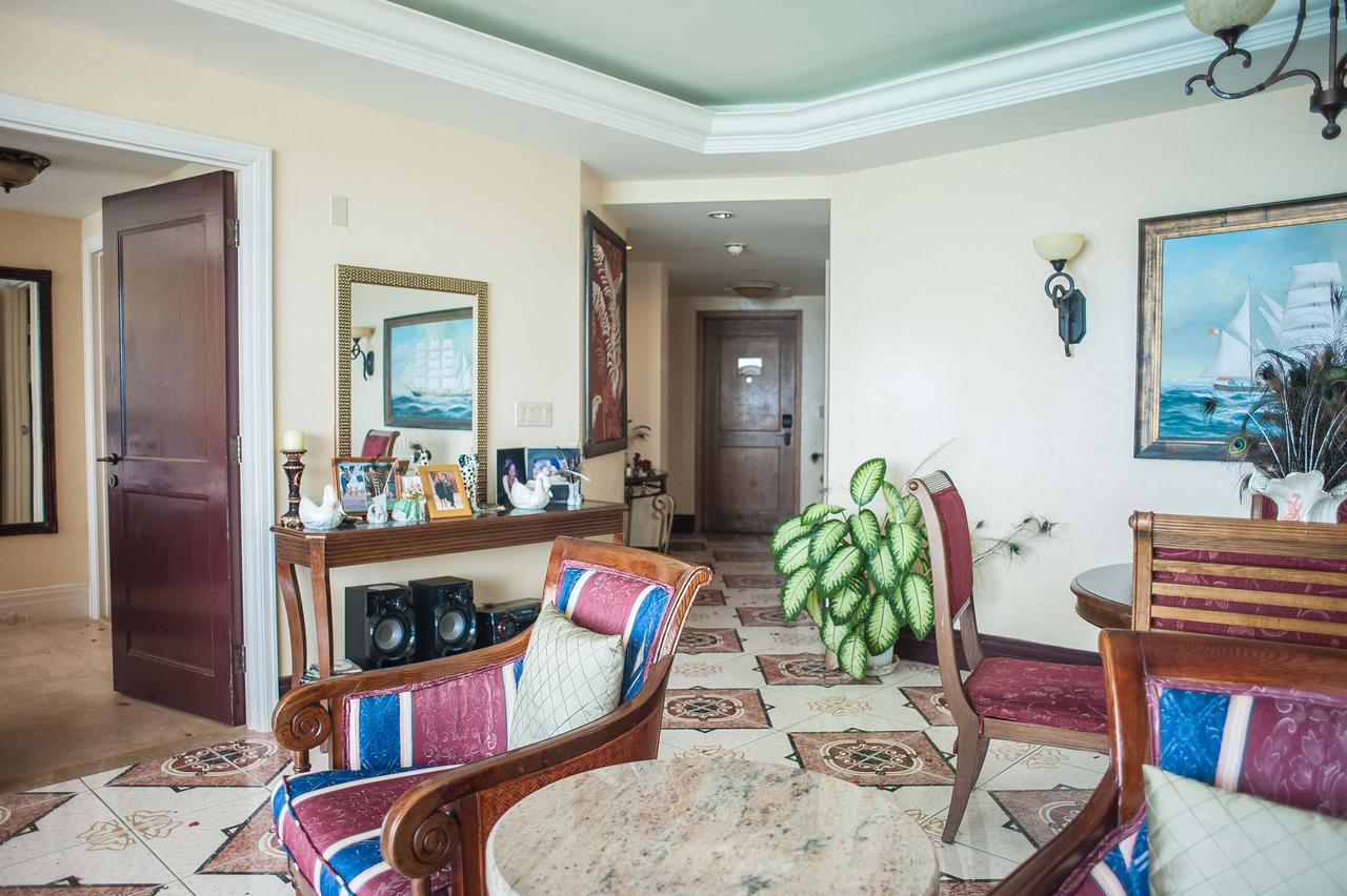 Palmyra Luxury Beach Condos Teluk Montego Bagian luar foto