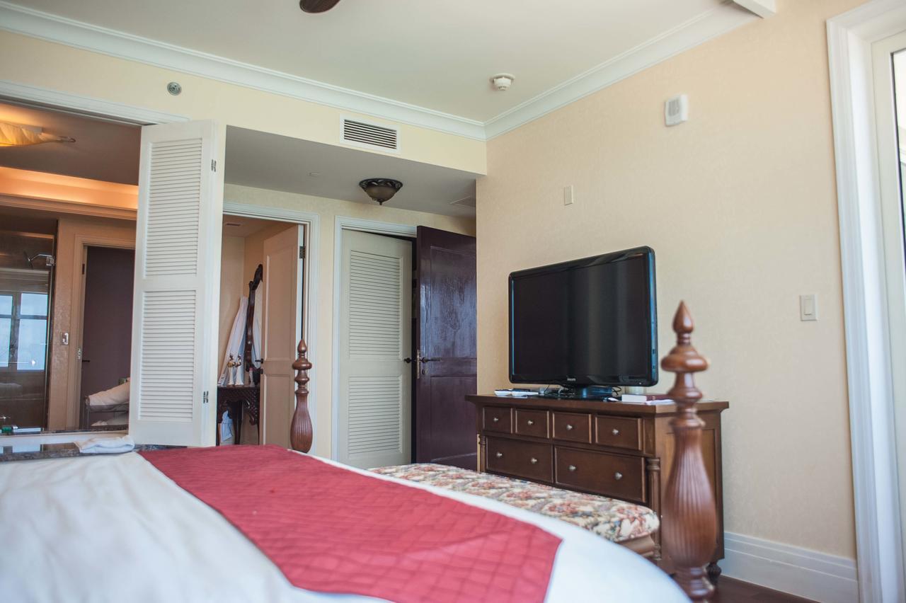 Palmyra Luxury Beach Condos Teluk Montego Bagian luar foto