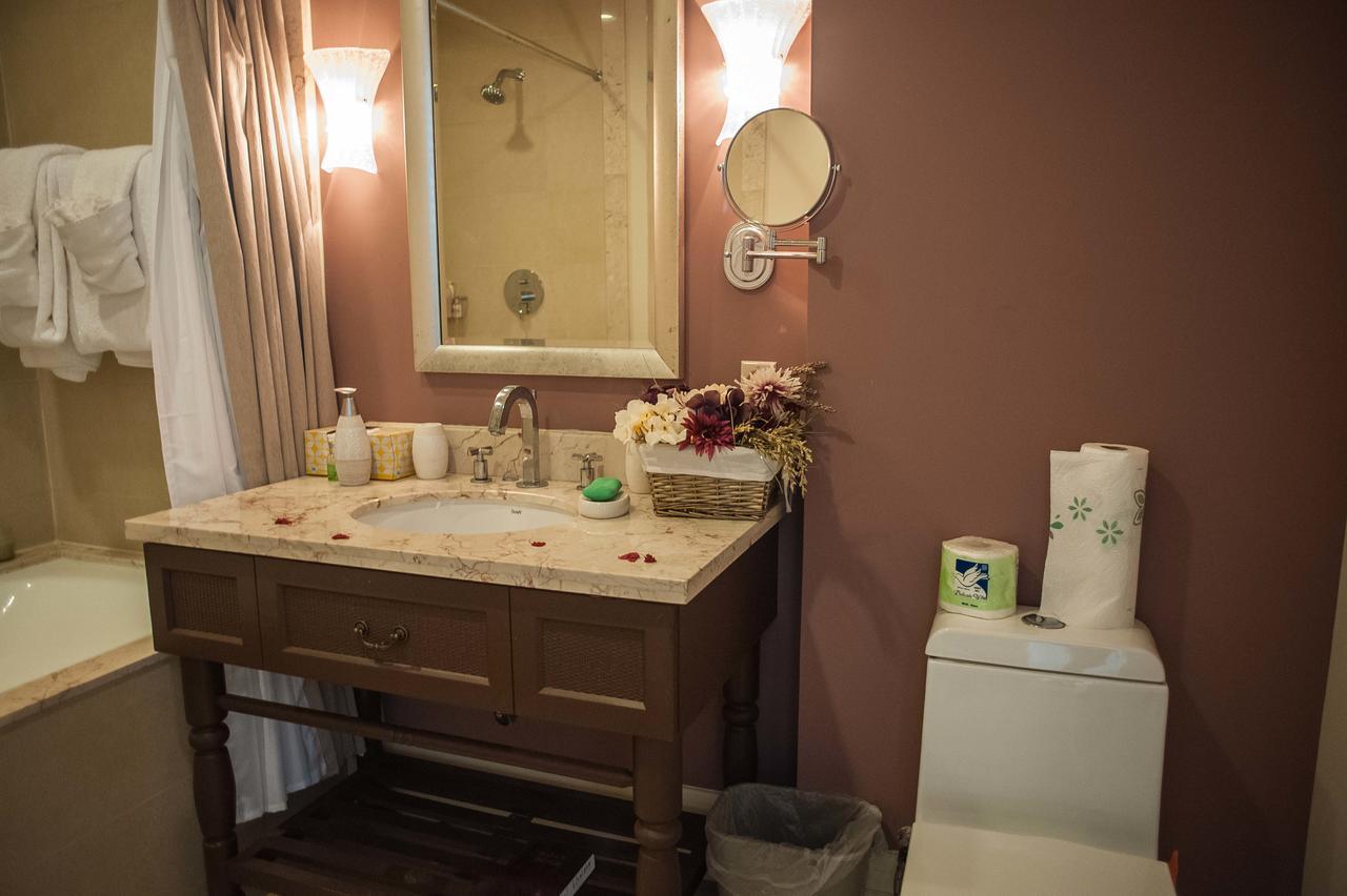 Palmyra Luxury Beach Condos Teluk Montego Bagian luar foto